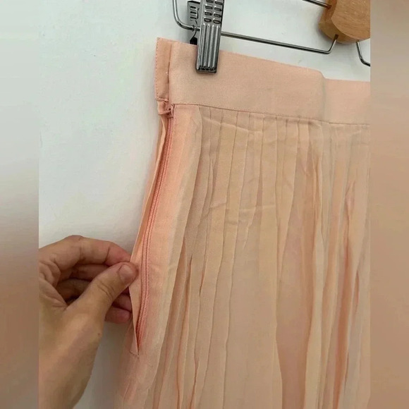 Vintage Tahari chiffon silk midi skirt - Picture 7 of 9